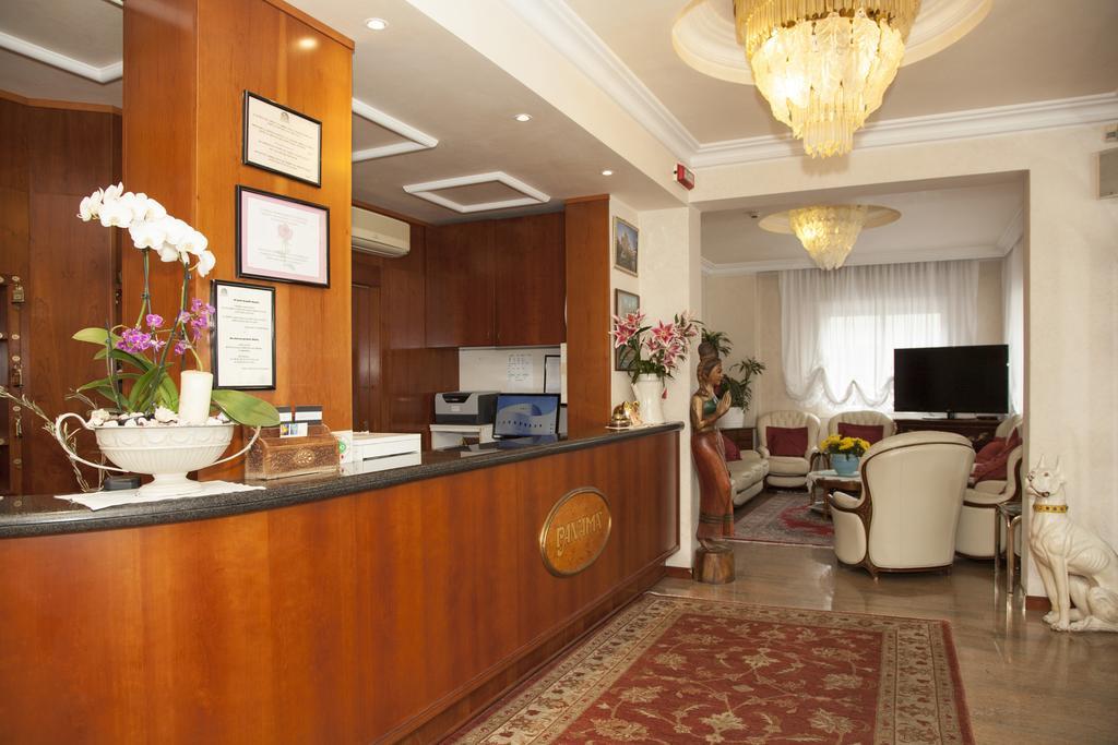 Panama Hotel