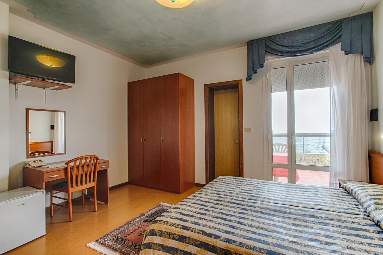 Panama 3*